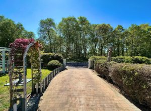 Photo 45- click for photo gallery